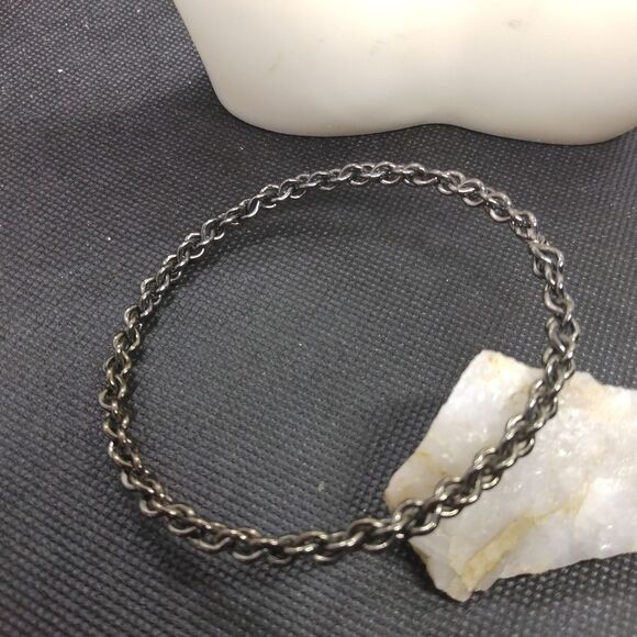 Black barbed‎ wire bracelet - Picture 2 of 4